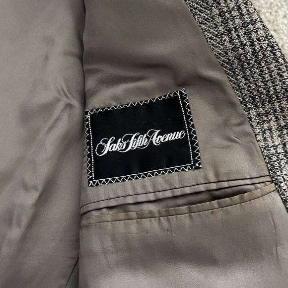 Giorgio Armani | Brown Checkered Oversized Double Breast Dad Blazer - Picture 6 of 13